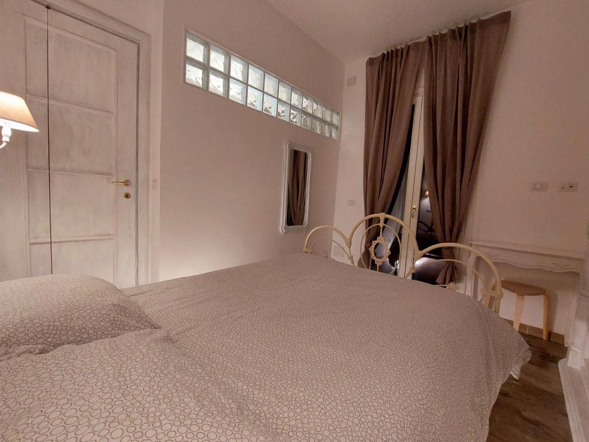Casa Magnolia Apartment Pomezia Luaran gambar
